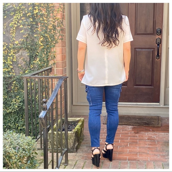 ✨PARIS ✨White tunic top button detail - Picture 8 of 8